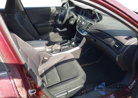 2014 Honda Accord Sport z USA, uszkodzony, nr VIN 1HGCR2F58EA011381